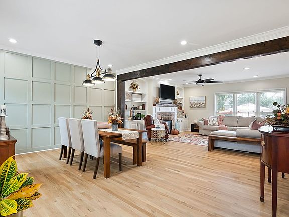 2nd image of 528 Saddle Ln