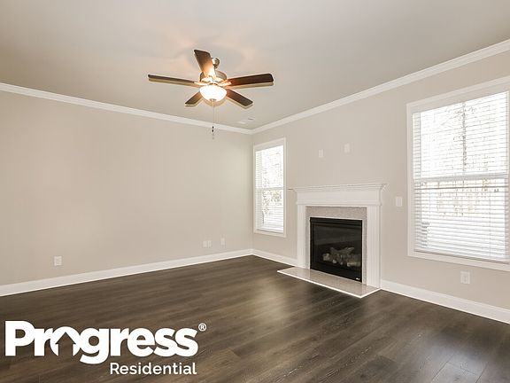 4th image of 871 Alder Grove Trce