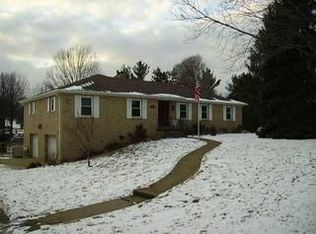 1799 Rosewood Dr NE, Lancaster, OH 43130