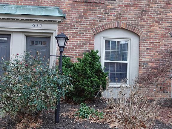 2nd image of 637 Robinwood Dr
