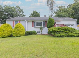 9 Malone Ave, Garnerville, NY 10923