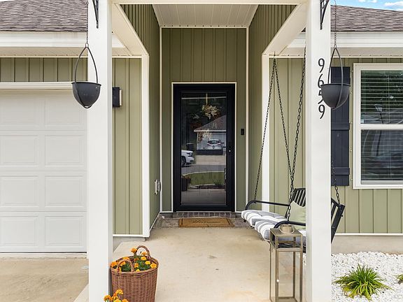 2nd image of 9659 Angel Oak Dr