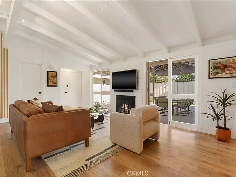 3119 Karen Ave — Photo 4