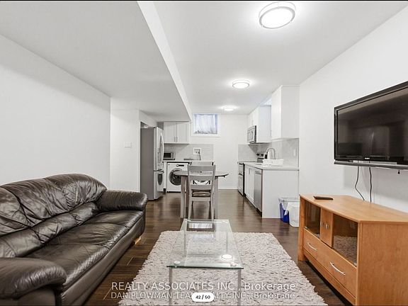 2nd image of 28 Sheldon Dr