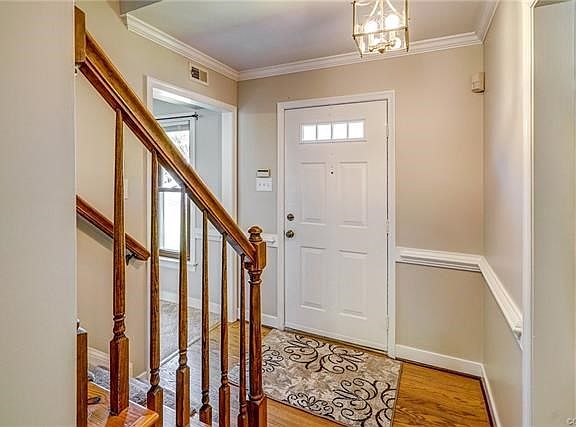 2nd image of 10633 Cliffmore Dr