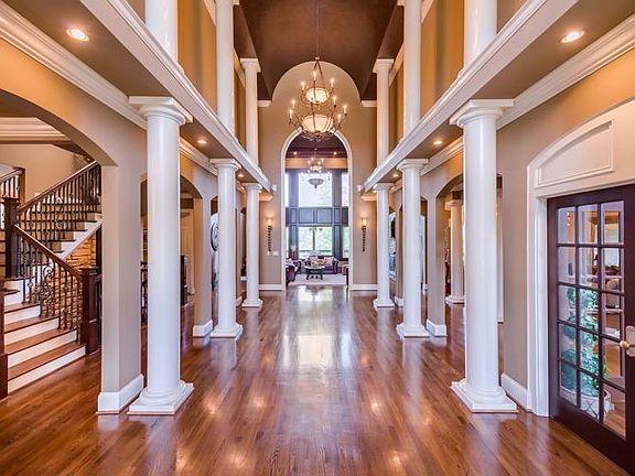 2nd image of 222 Keene Manor Cir