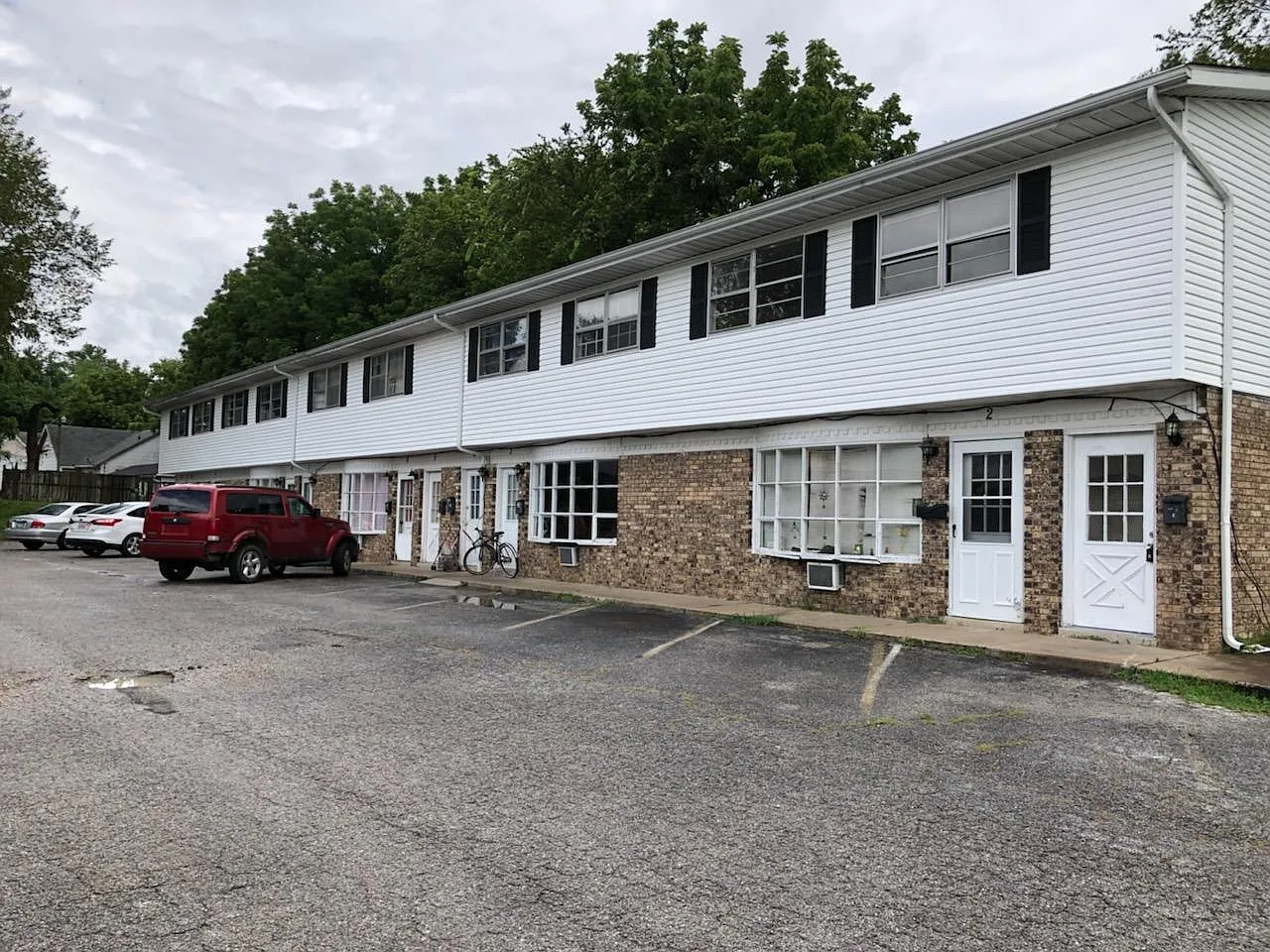 152 E. Vienna St — Photo 1