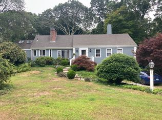 42 Mumford Cove Rd, Groton, CT 06340
