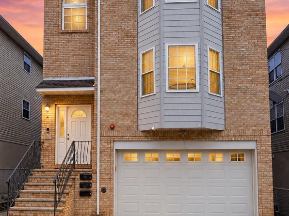 17 Stanton St #3, Newark, NJ 07114