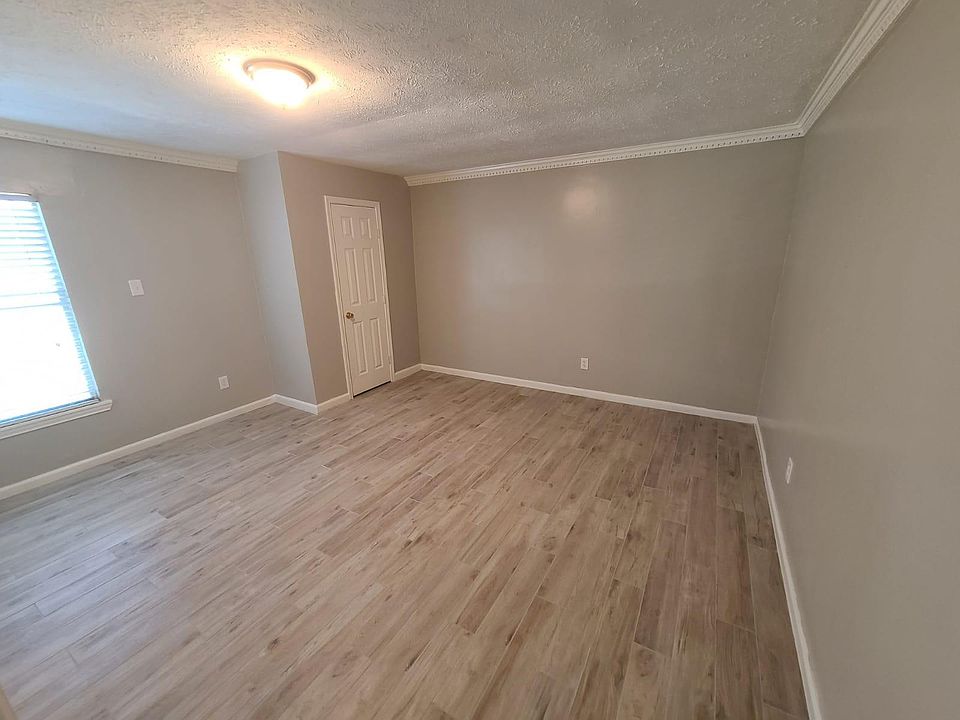 1st image of 15530 Mira Monte Dr