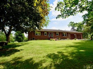 700 N Susan Dr, Fostoria, OH 44830