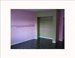 3rd image of 15500 NE 15th Pl