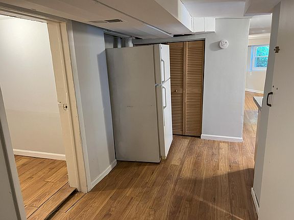 5th image of 3842 N Paulina St