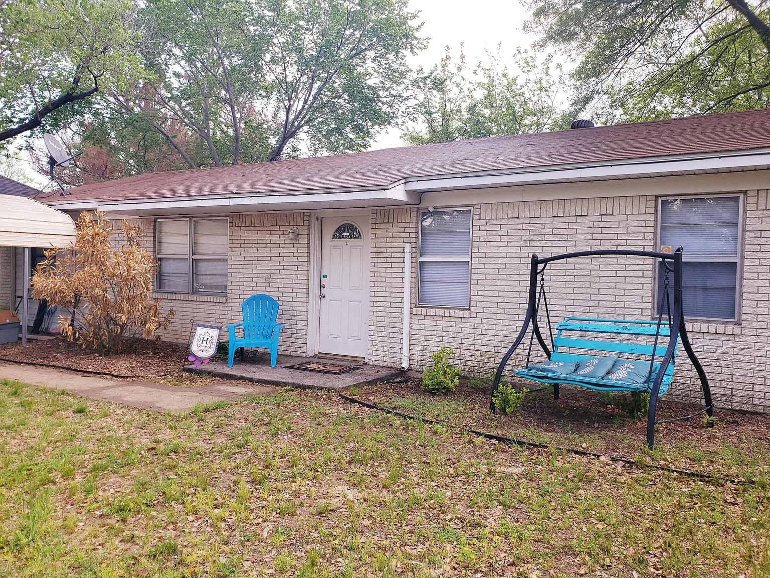 3 bed, 1248 sqft, $1,550 — Photo 1