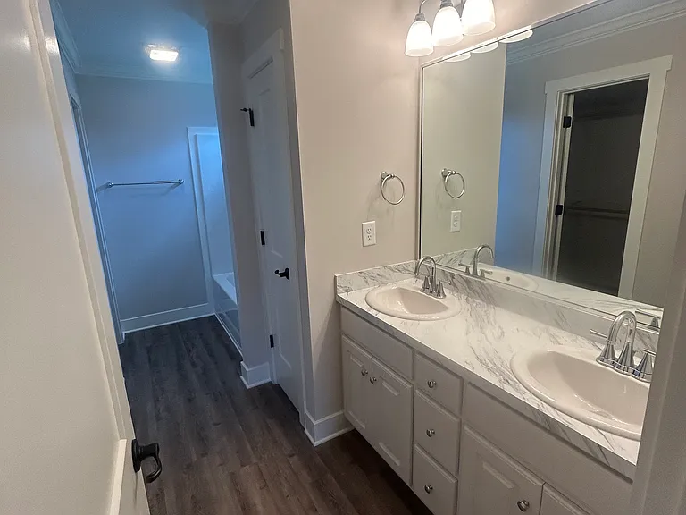 630 Casey Dr — Photo 18