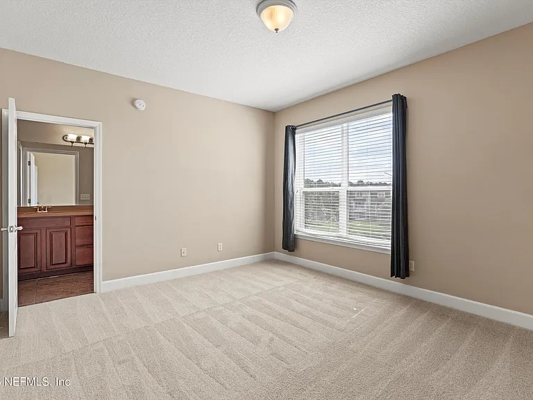4368 Ellipse Dr — Photo 12