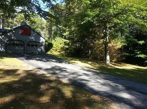 3rd image of 4 Mattawa Ln