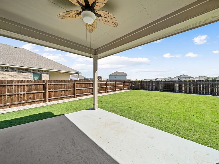 2412 Star Hill Rnch — Photo 36