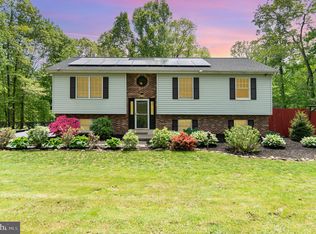 138 Tapeworm Rd, New Bloomfield, PA 17068