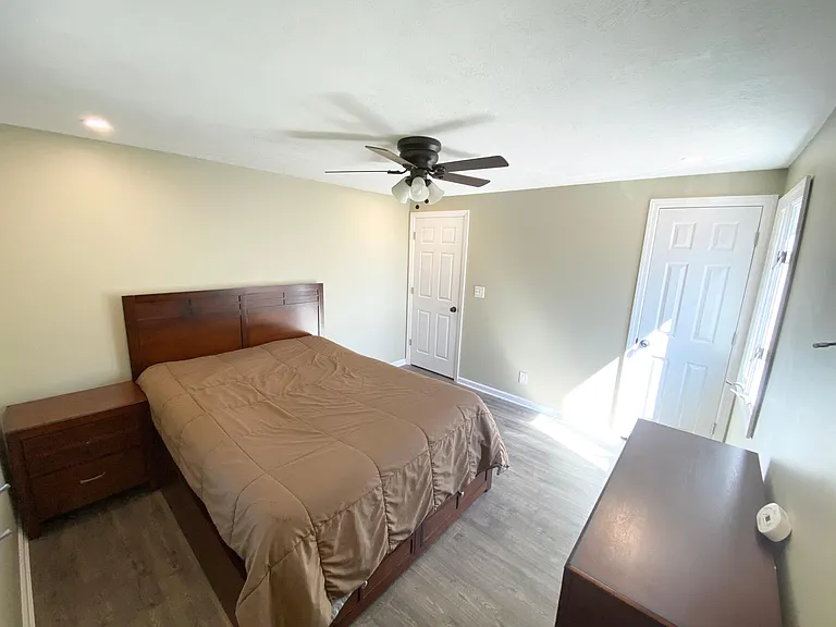 106 Hivue Ln — Photo 11