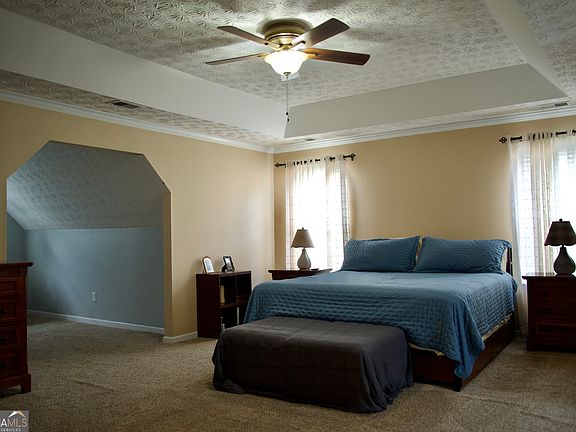 5th image of 1011 Fellowship Rd