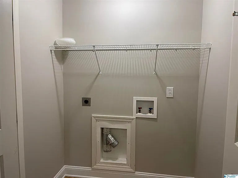 266 Village Springs Dr — Photo 6