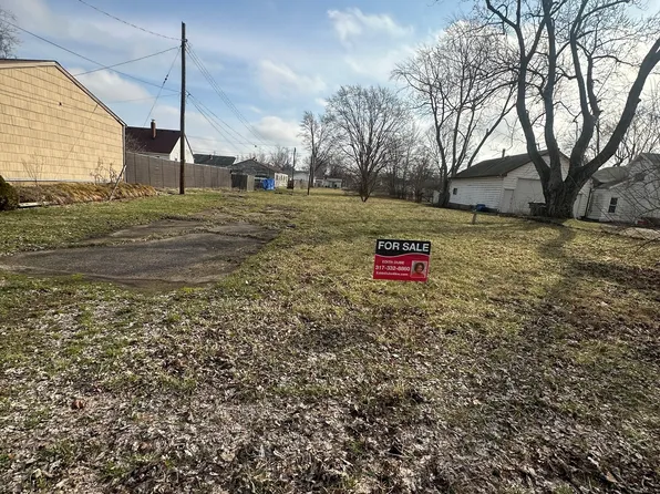 3604 N Franklin St, Muncie, IN 47303