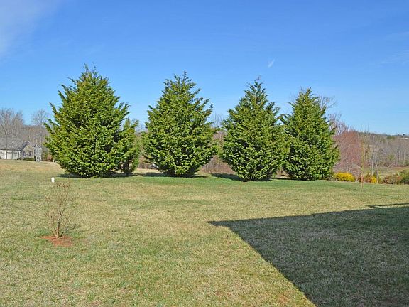 4th image of 1134 Joffrey Dr