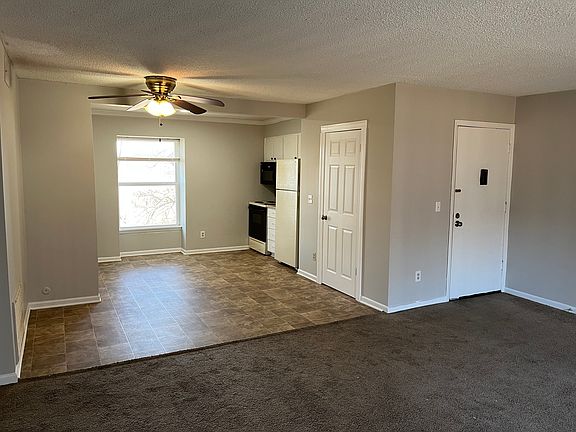 3rd image of 8615 Countryshire Ln #8627-4