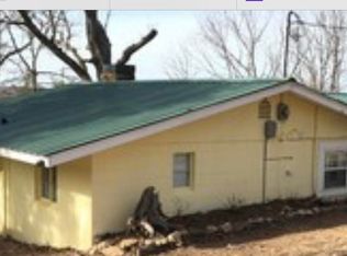 918 N Mallard Dr, Lead Hill, AR 72644