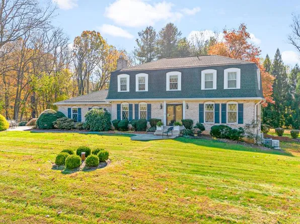 600 Brighton Knolls Dr, Brinklow, MD 20862