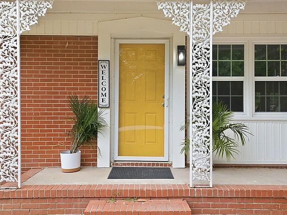 2nd image of 108 Old Thomson Road