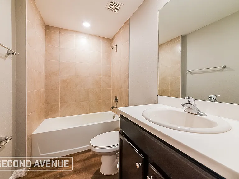 8206 Latour Ave — Photo 19