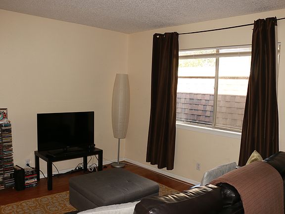 4th image of 1045 Shook Ave APT 133