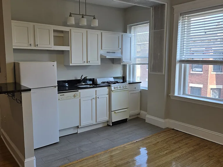 1185 Commonwealth Ave #15 — Photo 16