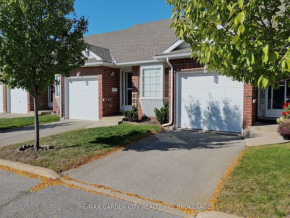 4th image of 162 1st St #11