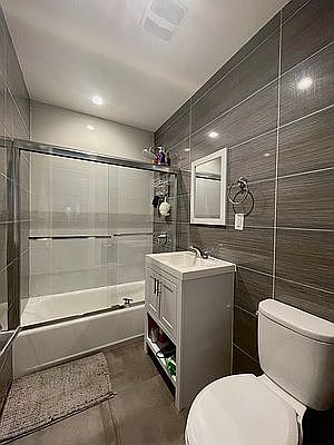 4th image of 86-57 Midland Pkwy #3B