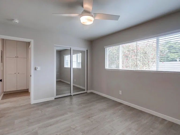 4449 Central Ave — Photo 16