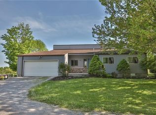 5760 Smith Rd, Canandaigua, NY 14424