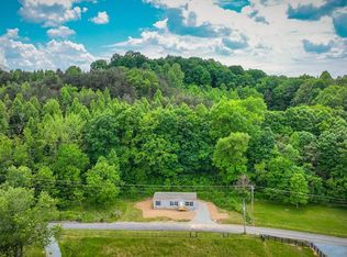 1320 Sugarbowl Rd, Chuckey, TN 37641