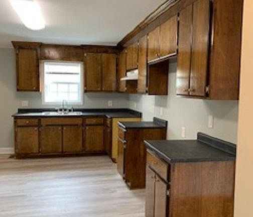 5th image of 10 Woodward St