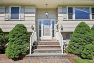 Spring Garden Dr-2005-001.jpg