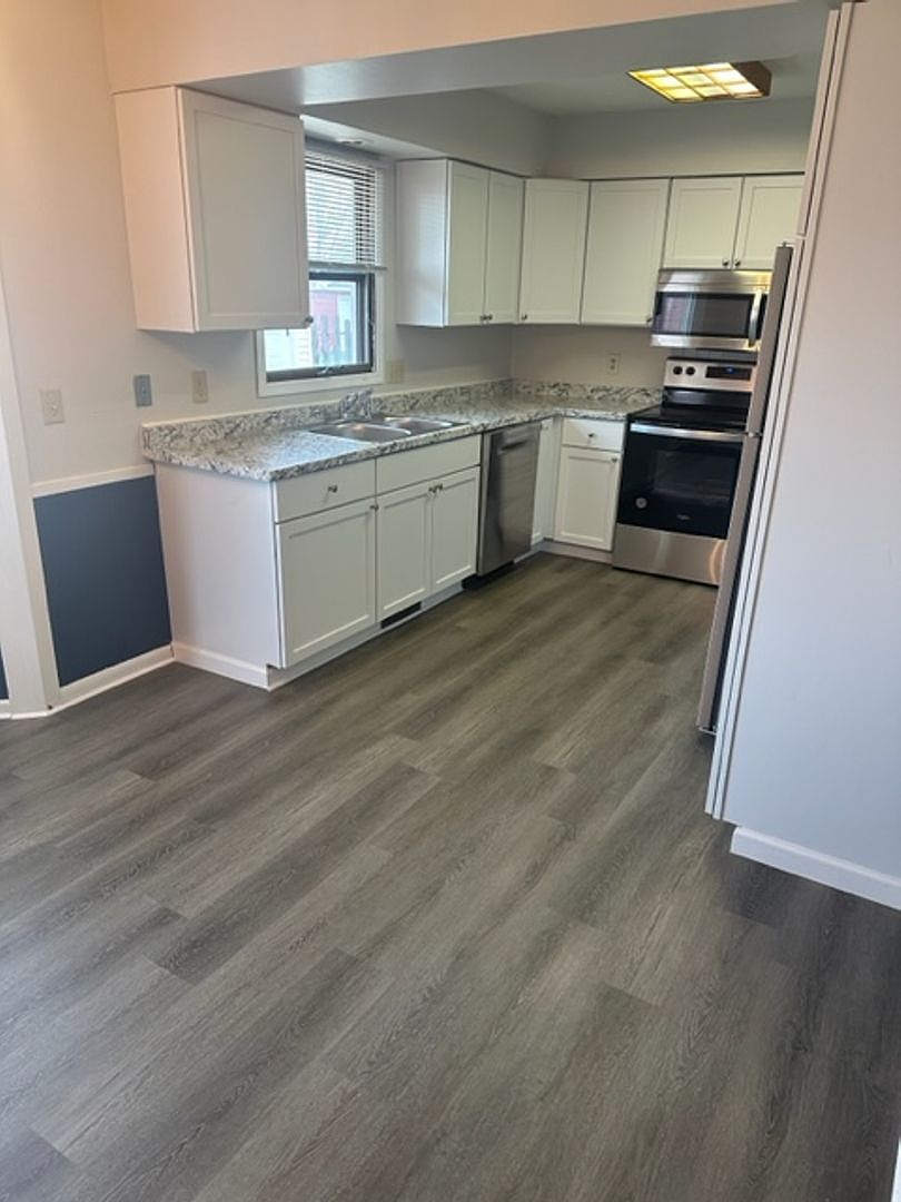 708 5th Ave SE, Stewartville, MN 55976 Zillow