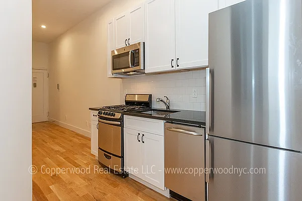 Rented by Copperwood Real Estate | media 4