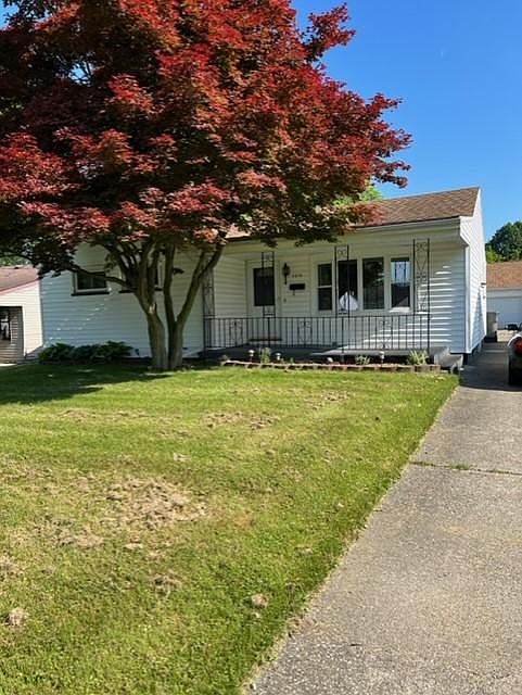 1st image of 1610 Country Club Ave