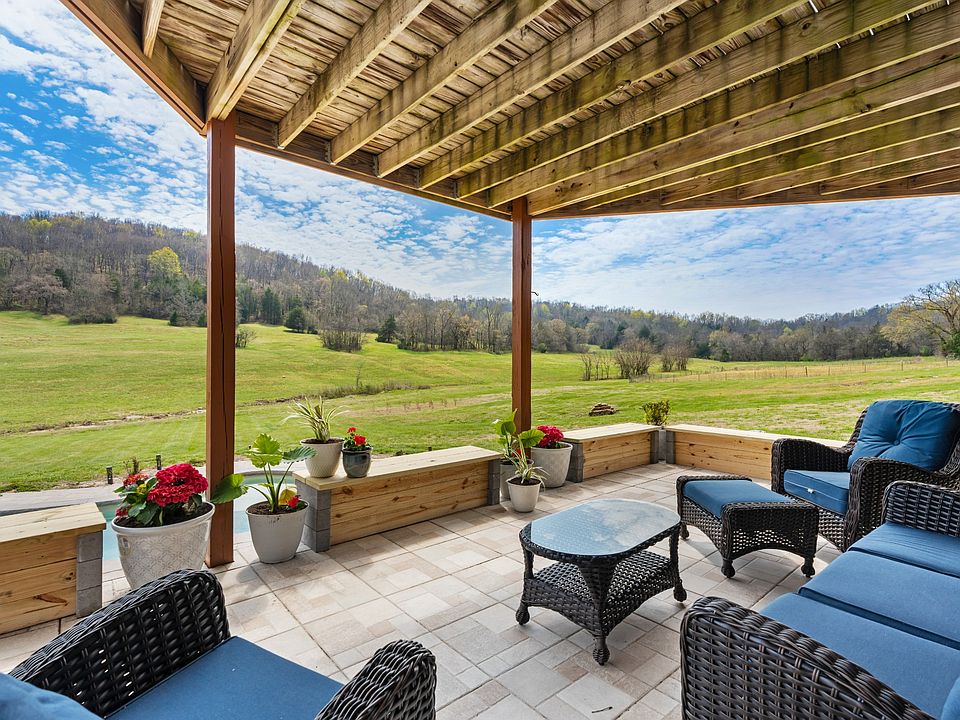46th image of 2063 Kennedy Creek Rd