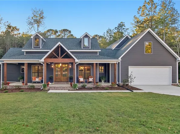 13602 Cranberry Dr, Northport, AL 35475