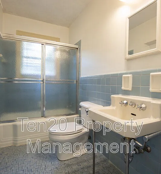 1514 Hilton Ave — Photo 21
