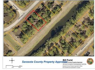 Hampshire Cir, North port, FL 34288