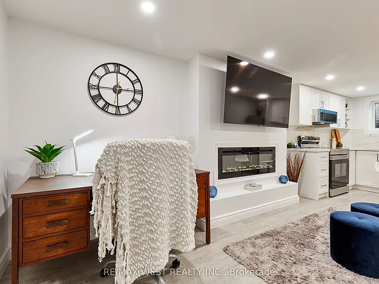 67 Hobbs Dr #BASEMENT — Photo 4
